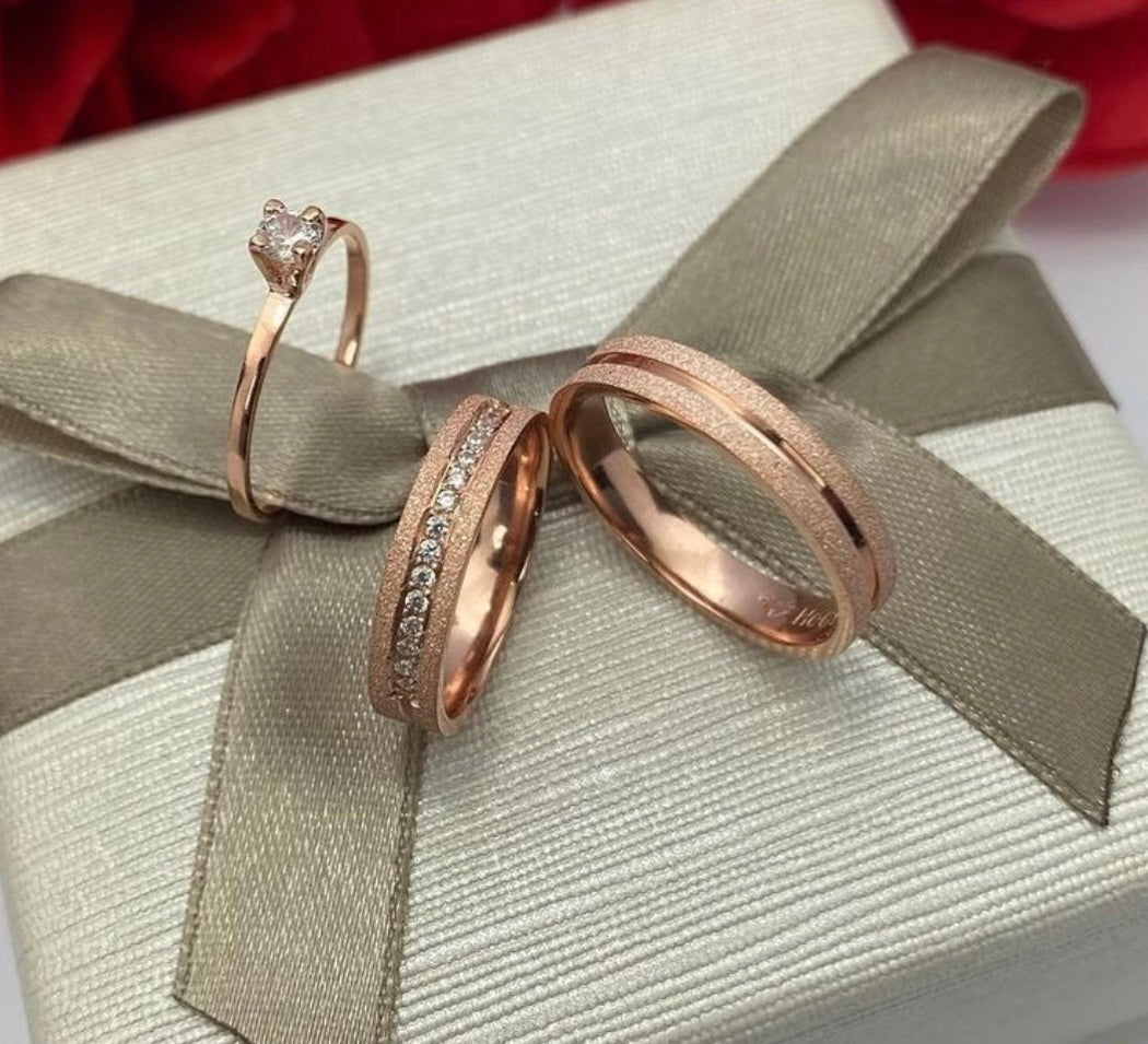 Par de alianças banhadas em ouro rose - 4mm