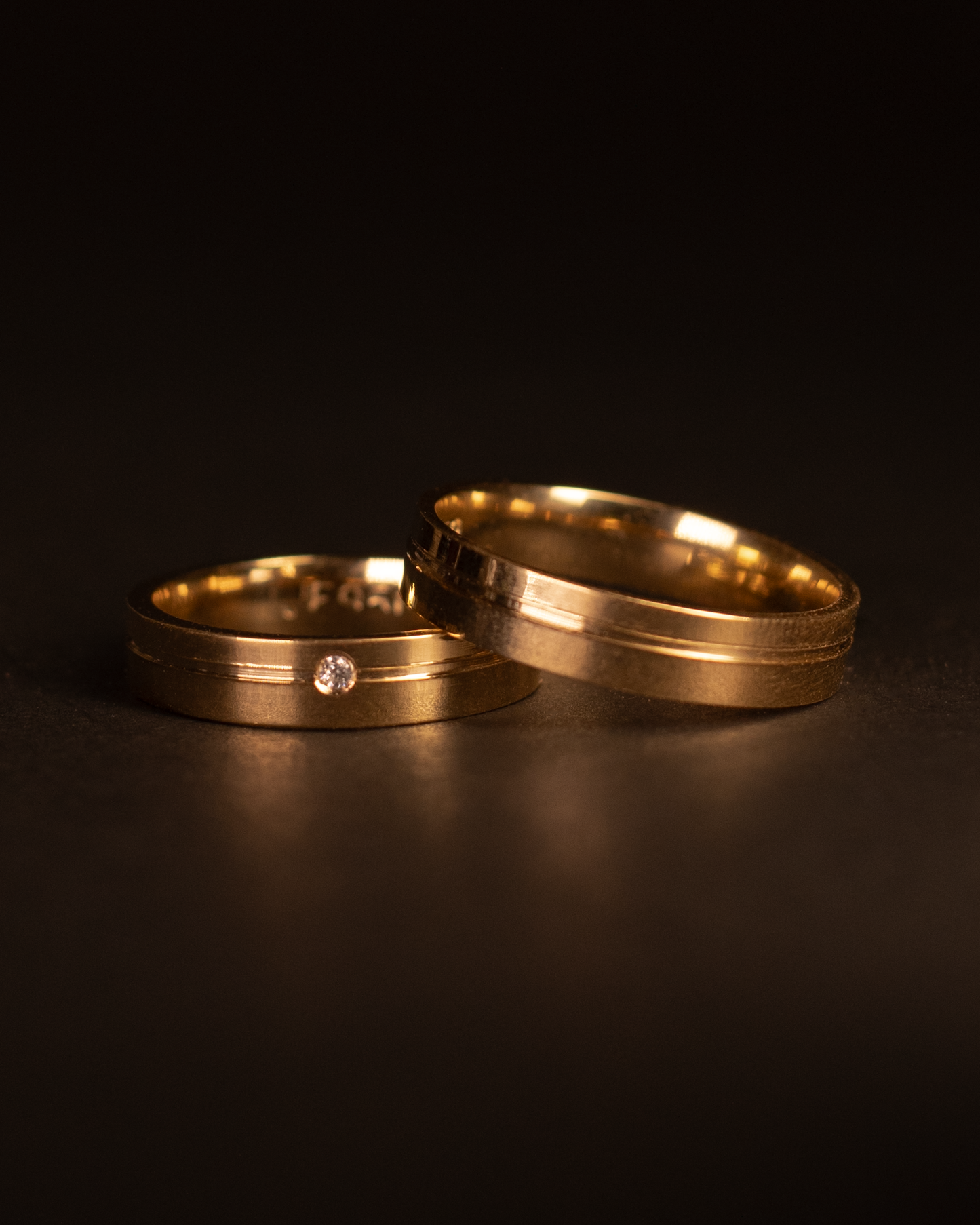 Conjunto Alianças Banhada Ouro 18K 4mm - Barcelona