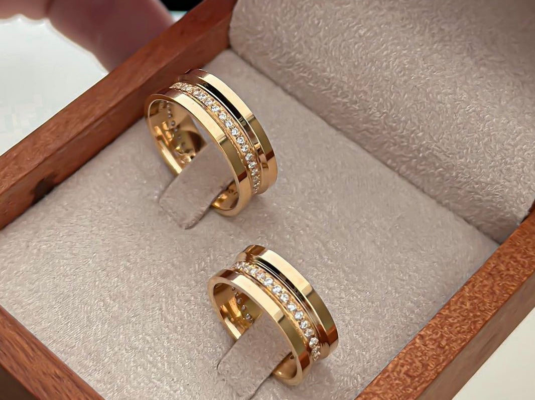 Conjunto Alianças de Moeda Antiga - Machu Picchu 8mm