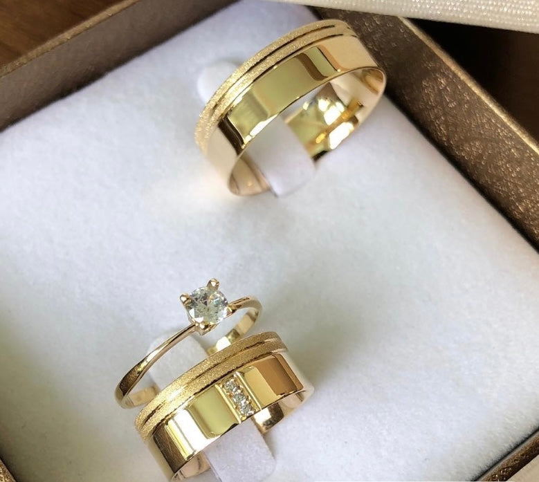 Conjunto Alianças de Moeda Antiga - Um Amor Puro 8mm